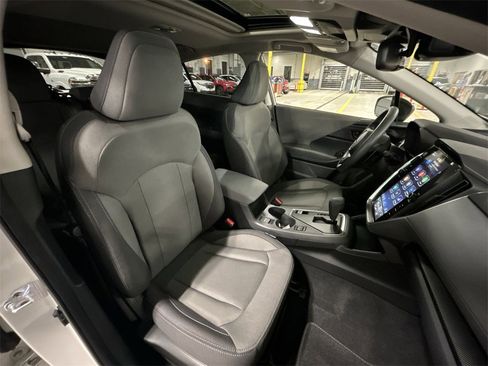 Certified 2025 Subaru Crosstrek 2.0i Premium image 25