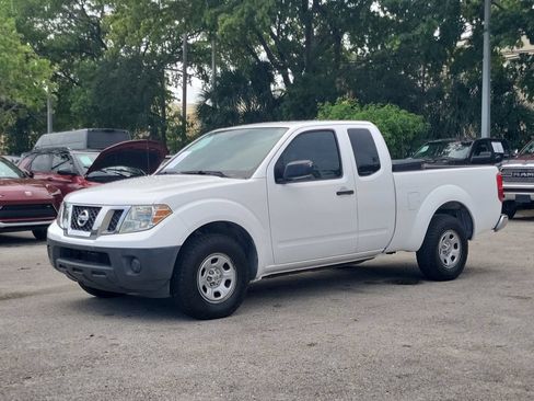 Used 2016 Nissan Frontier S RWD image 8