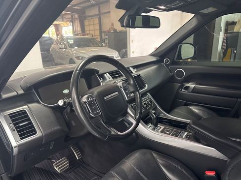 Used 2016 Land Rover Range Rover Sport HST image 8