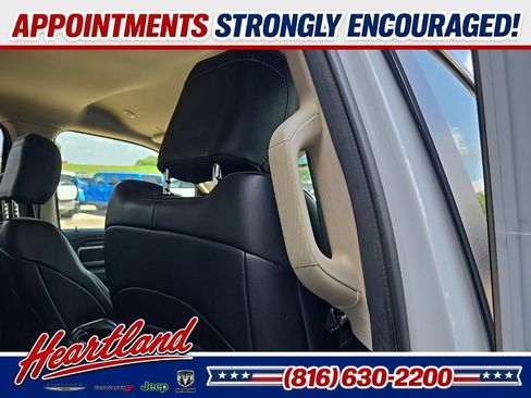 Used 2019 RAM 1500 Laramie AWD/4WD image 97
