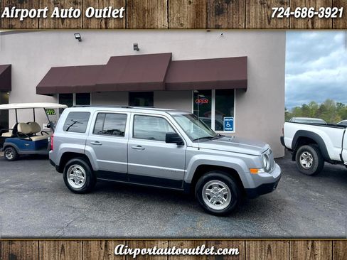 Used 2015 Jeep Patriot Sport w/ Power Value Group image 1