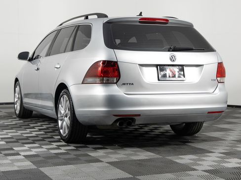 Used 2014 Volkswagen Jetta TDI image 5