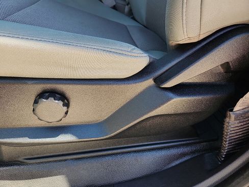 Used 2019 Ford F250 XL w/ Power Equipment Group image 13