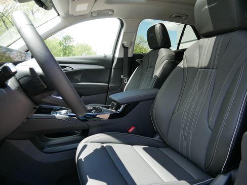 New 2026 Buick Envision Avenir AWD/4WD image 4