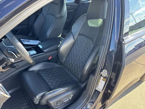 Used 2022 Audi S6 Premium Plus w/ S Sport Package image 18