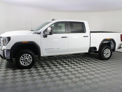 New 2026 GMC Sierra 2500 Pro w/ Convenience Package