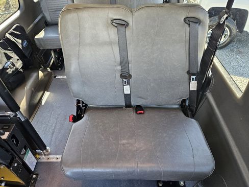 Used 2014 Ford E-350 and Econoline 350 Extended Super Duty w/ Power Group image 31