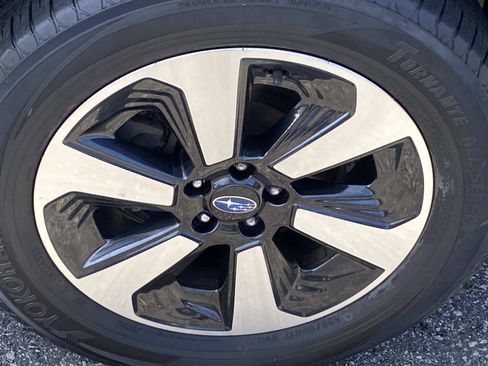Used 2018 Subaru Forester 2.5i Limited AWD/4WD image 28