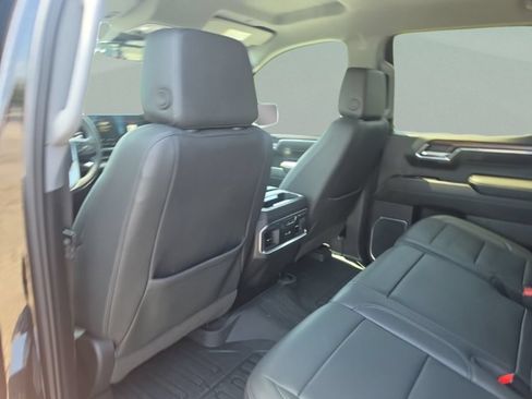 Used 2023 GMC Sierra 1500 SLT w/ SLT Premium Package AWD/4WD image 29