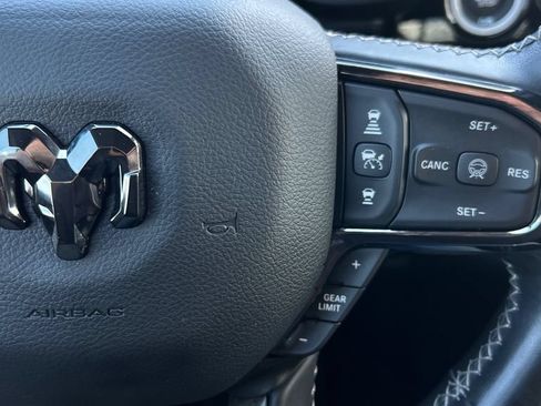 Used 2025 RAM 1500 Limited AWD/4WD image 31