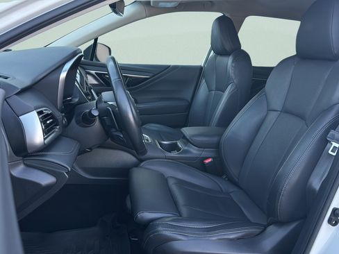 Used 2022 Subaru Outback Limited AWD/4WD image 25