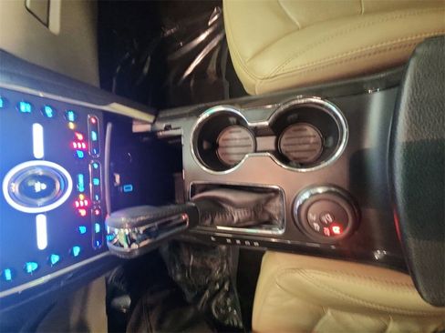 Used 2017 Ford Explorer Limited w/ Equipment Group 301A image 21