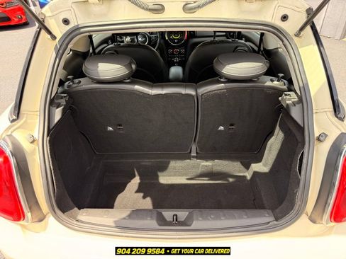 Used 2018 MINI Cooper 2-Door Hardtop FWD image 25