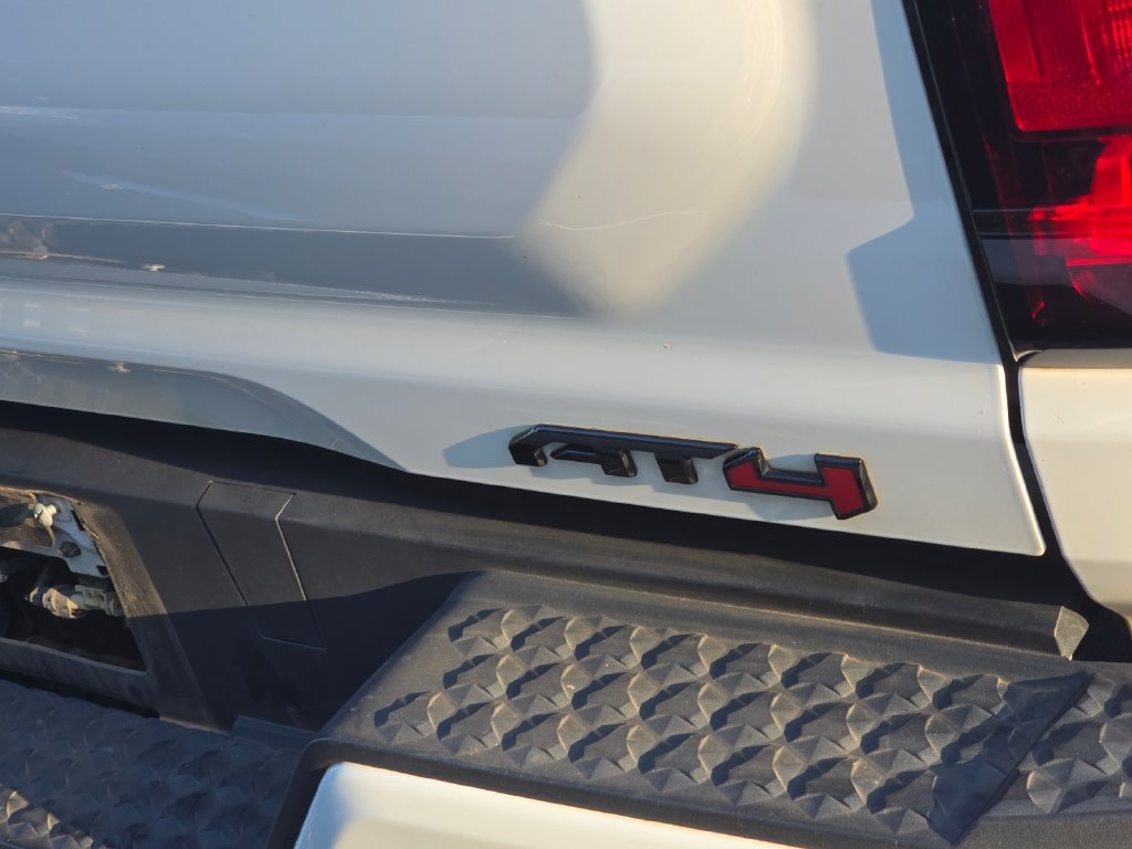 Used 2024 GMC Canyon AT4 w/ Canyon Safety Plus Package AWD/4WD image 5