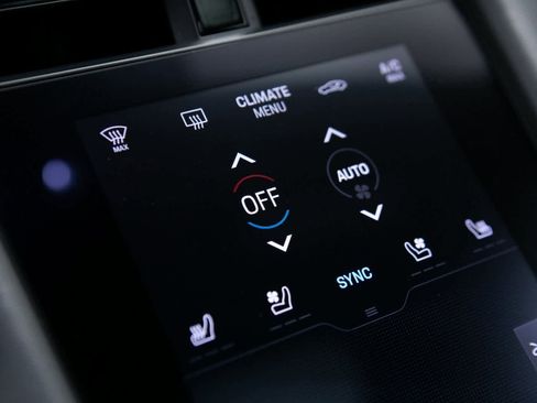 Certified 2023 Porsche Taycan GTS image 22