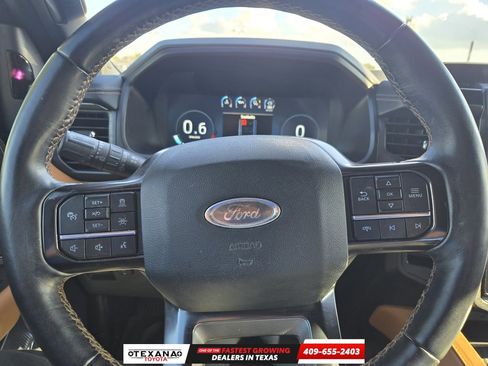 Used 2023 Ford Expedition Platinum image 26