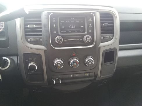 Used 2016 RAM 2500 Tradesman w/ Chrome Appearance Group image 16