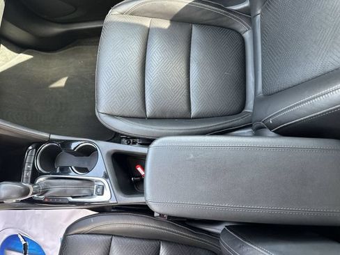 Used 2021 Buick Encore GX Essence FWD image 20