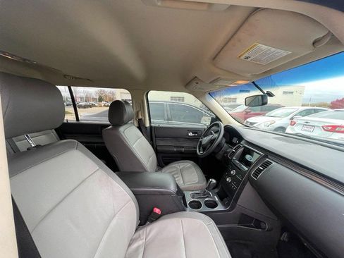 Used 2017 Ford Flex SEL w/ Equipment Group 202A image 3