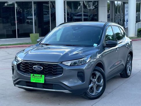 Used 2025 Ford Escape ST-Line FWD image 9