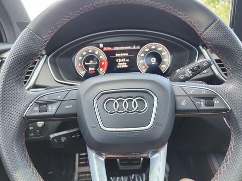Used 2023 Audi SQ5 Prestige AWD/4WD image 30