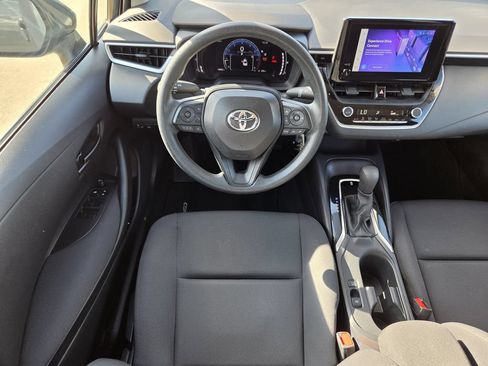 Used 2026 Toyota Corolla LE FWD image 14