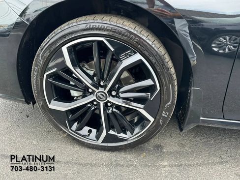 Used 2025 Nissan Altima 2.5 SR w/ SR Premium Package AWD/4WD image 22