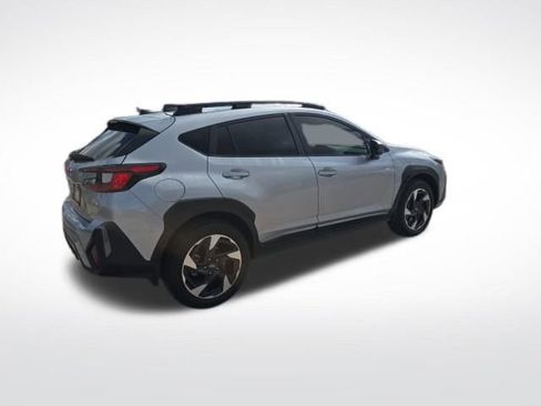 Used 2024 Subaru Crosstrek 2.5i Limited image 3