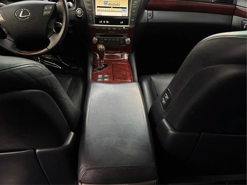 Used 2010 Lexus LS 460 AWD image 22