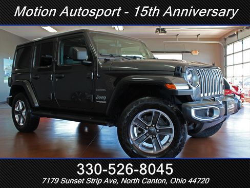 Used 2021 Jeep Wrangler Unlimited Sahara w/ Uconnect 4C Nav & Sound Group AWD/4WD image 2