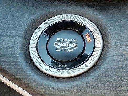 Used 2024 Jeep Grand Cherokee Limited w/ Trailer Tow Package image 25