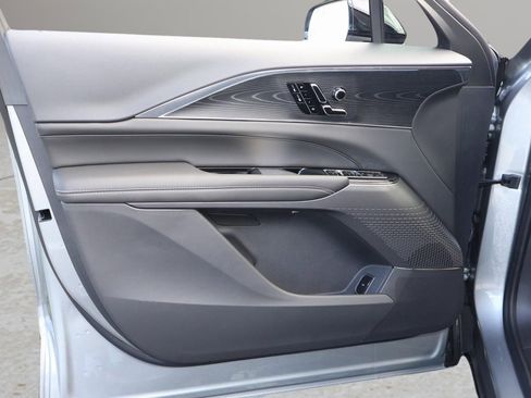 New 2026 Cadillac Lyriq Luxury image 10