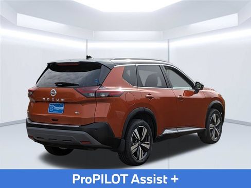 Used 2021 Nissan Rogue SL w/ Premium Package FWD image 6