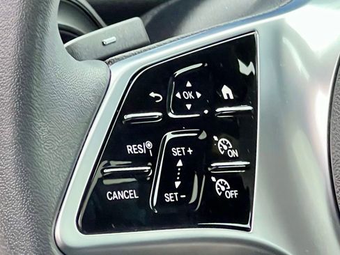 Certified 2026 Mercedes-Benz GLB 250 4MATIC image 24