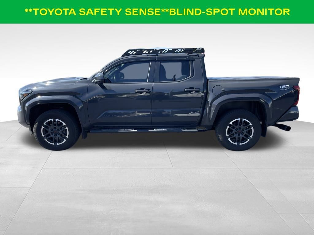 Used 2024 Toyota Tacoma TRD Sport AWD/4WD image 7