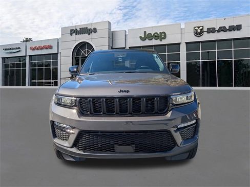 New 2025 Jeep Grand Cherokee Limited image 9