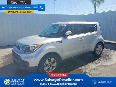 Used 2017 Kia Soul FWD image 1