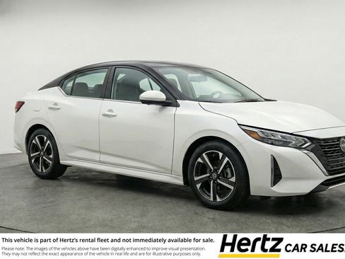 Used 2025 Nissan Sentra SV image 1