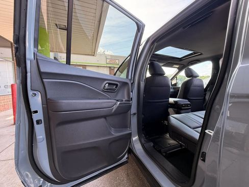 Used 2025 Honda Ridgeline TrailSport image 20