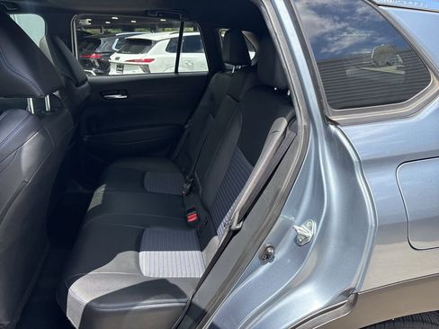 Used 2023 Toyota Corolla Cross AWD Hybrid w/ Convenience Package image 14