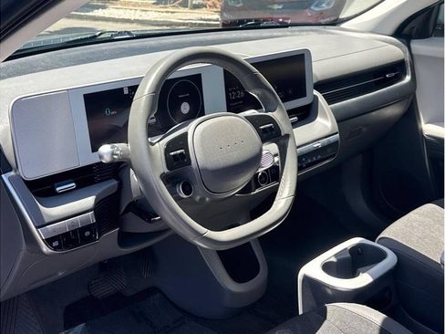 Used 2022 Hyundai Ioniq 5 SE RWD image 8