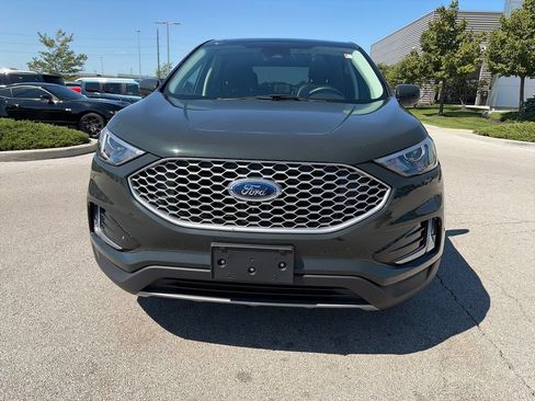 Used 2024 Ford Edge SEL w/ Convenience Package AWD/4WD image 2