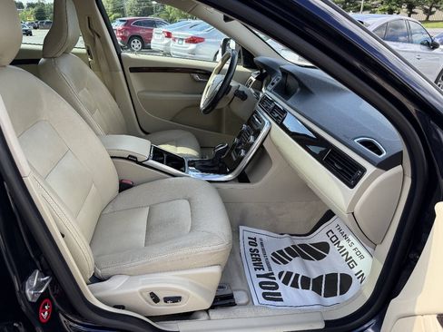 Used 2016 Volvo XC70 T5 Premier w/ Convenience Package AWD/4WD image 19