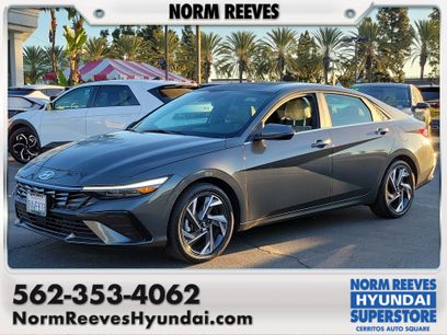 Used 2025 Hyundai Elantra Limited