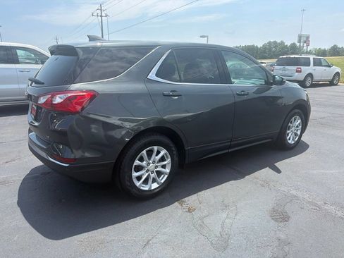 Used 2019 Chevrolet Equinox LT FWD image 4