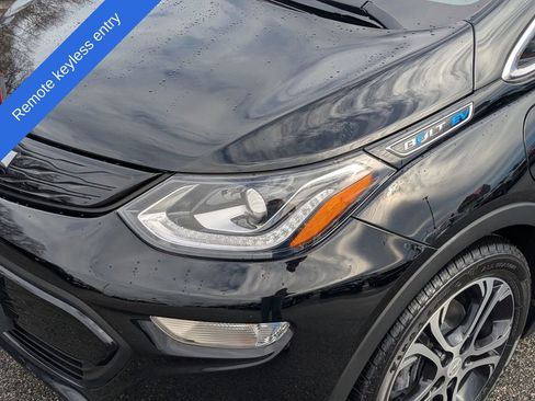 Used 2020 Chevrolet Bolt Premier w/ Infotainment Package image 10