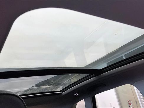 Used 2025 Audi Q5 Premium AWD/4WD image 14