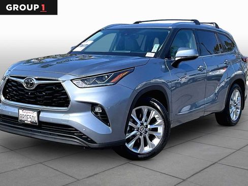 Used 2020 Toyota Highlander Limited AWD/4WD image 1