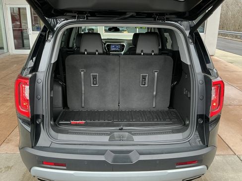 Used 2022 GMC Acadia SLT w/ Preferred Package image 24