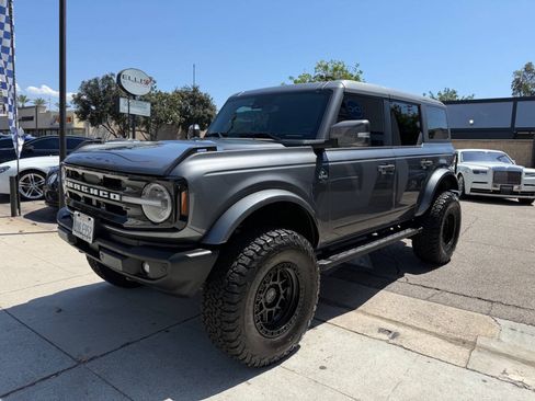 Used 2024 Ford Bronco Outer Banks AWD/4WD image 7